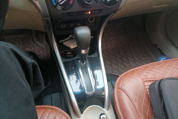Used Honda Crider 2015 1.8L automatic luxury edition Gear Lever