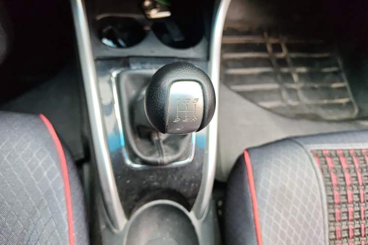 Used Honda Crider 2015 1.8L manual Comfort version Gear Lever