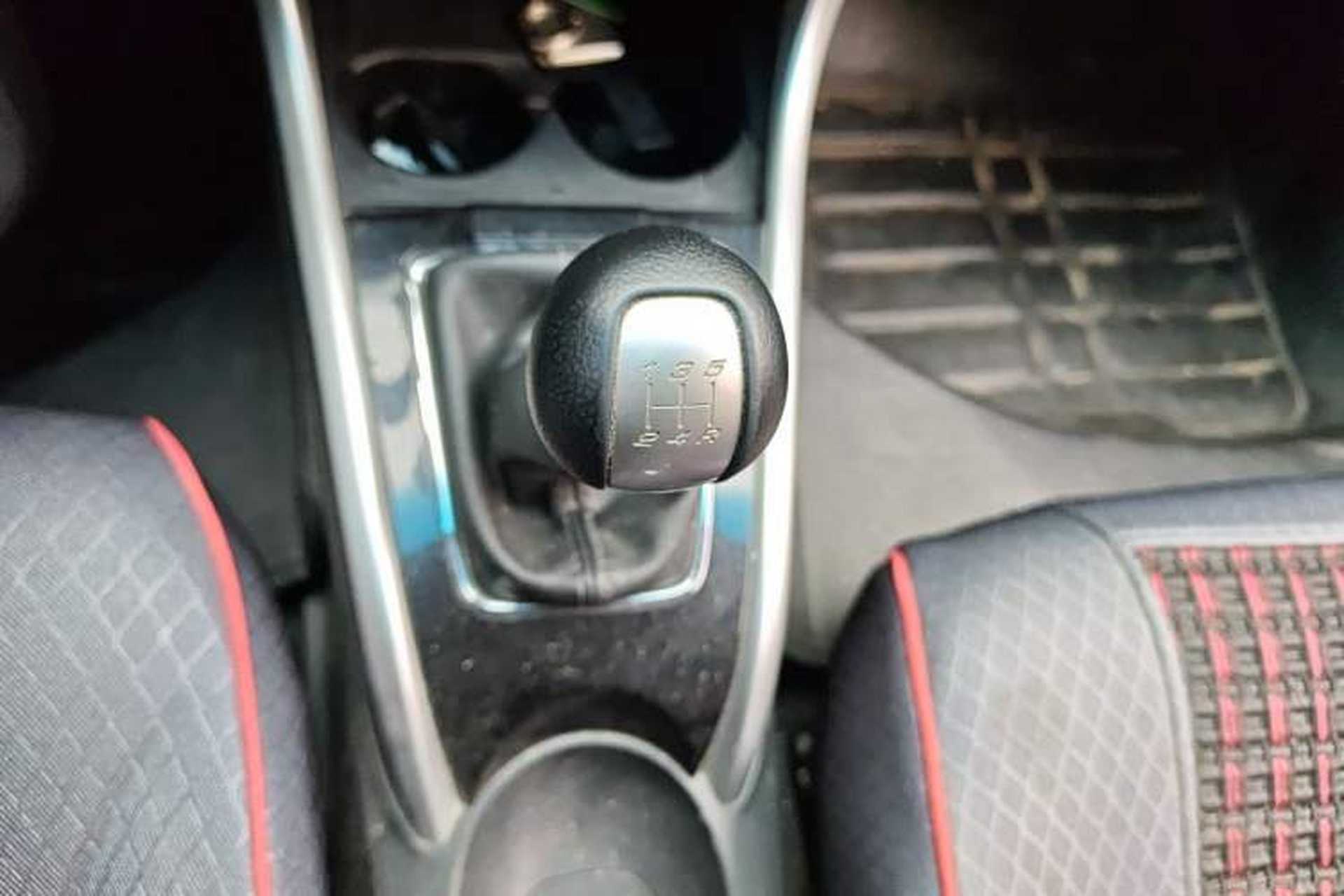 Used Honda Crider 2015 1.8L manual Comfort version Gear Lever