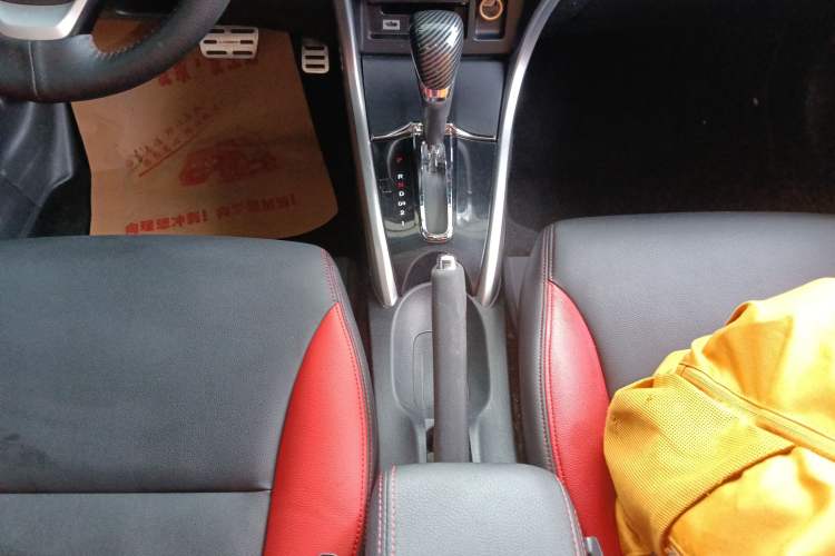 Used Honda Crider 2015 1.8L automatic luxury edition Gear Lever