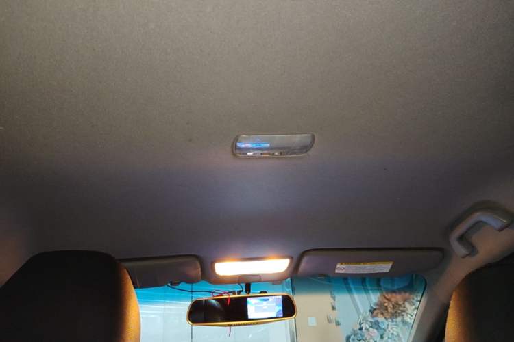 Used Honda Crider 2015 1.8L automatic comfort version Headliner