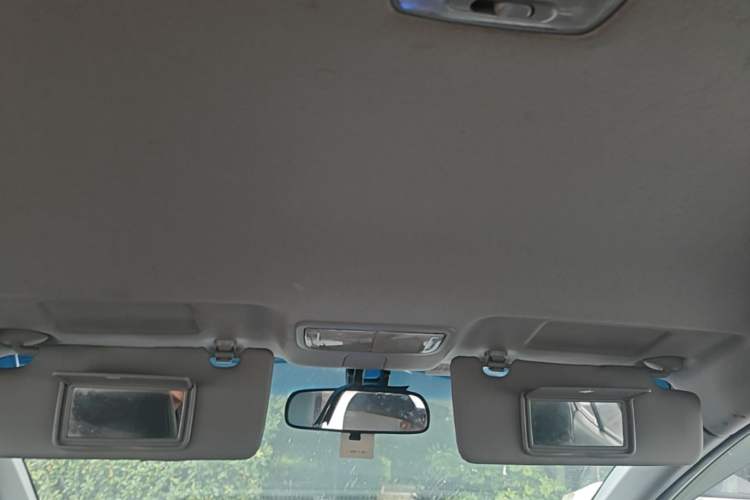 Used Honda Crider 2015 1.8L automatic comfort version Headliner