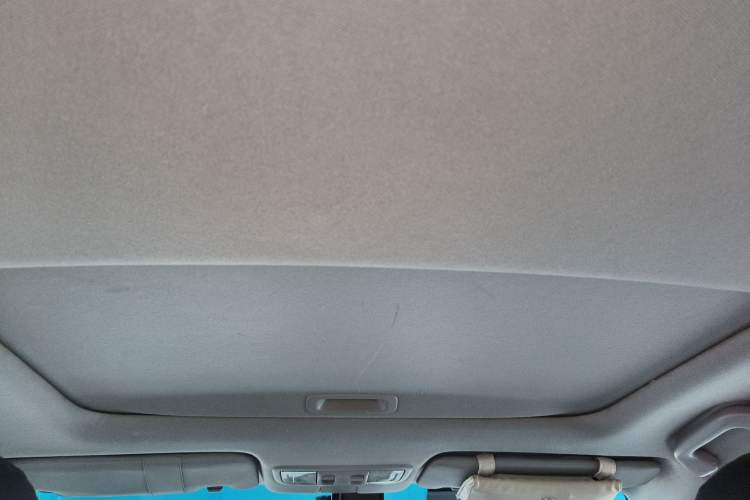 Used Honda Crider 2015 1.8L Automatic Ultra-Configured Limited Edition Headliner