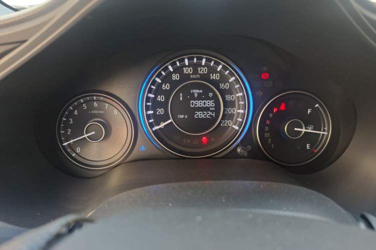 Used Honda Crider 2015 1.8L automatic luxury edition Instrument Cluster
