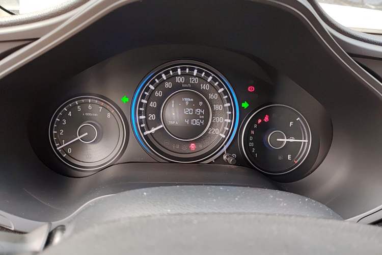 Used Honda Crider 2015 1.8L automatic luxury edition Instrument Cluster