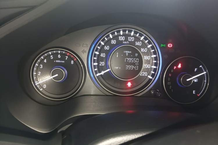 Used Honda Crider 2015 1.8L automatic luxury edition Instrument Cluster
