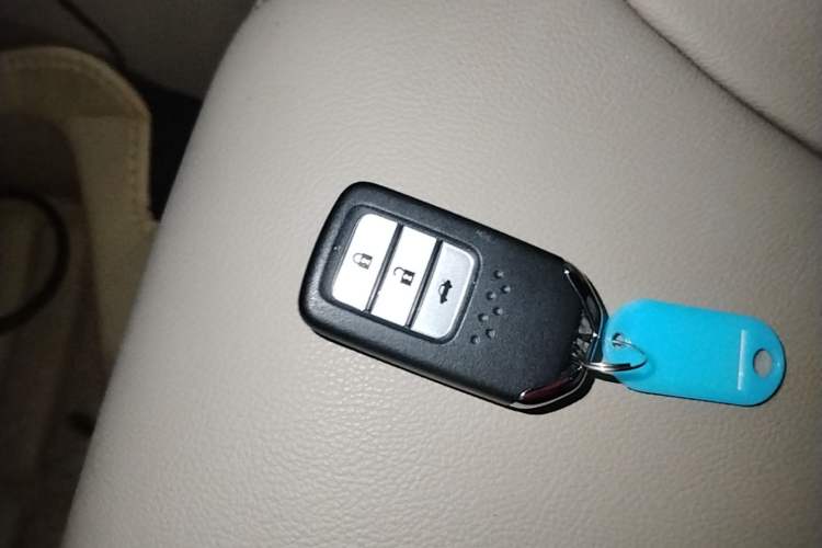Used Honda Crider 2015 1.8L automatic luxury edition Interior 1