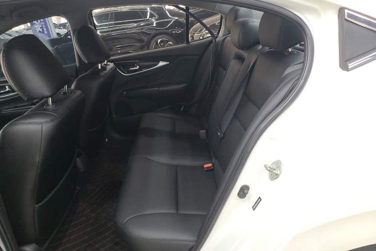 Used Honda Crider 2015 1.8L manual Comfort version Interior 1