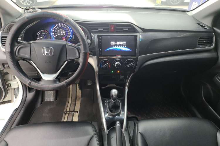 Used Honda Crider 2015 1.8L manual Comfort version Interior 3