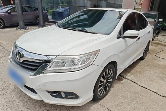 Ojetý Honda Crider 2015 1.8L automatic luxury edition