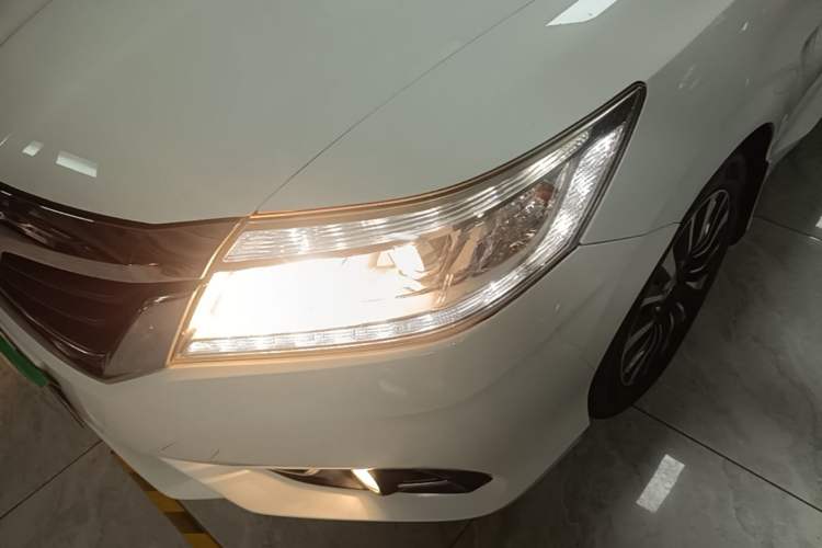 Used Honda Crider 2015 1.8L automatic comfort version Left Front Headlight