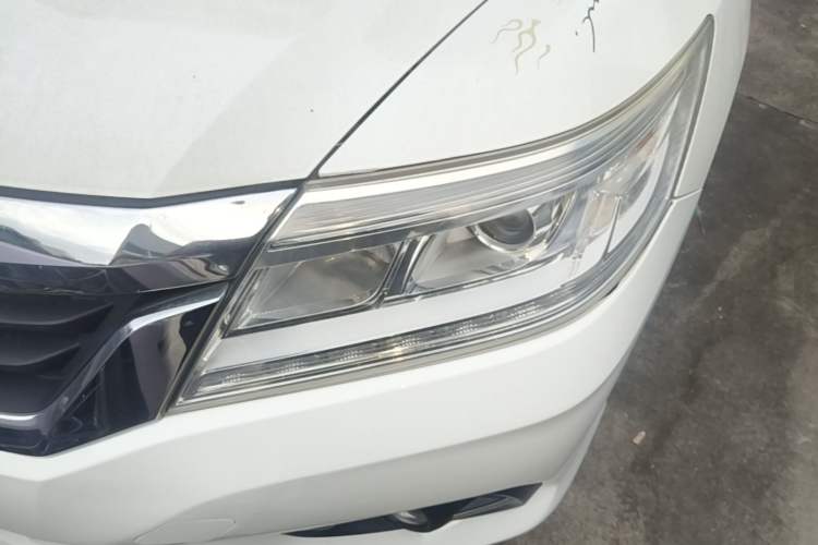 Used Honda Crider 2015 1.8L automatic luxury edition Left Front Headlight