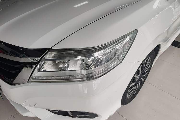 Used Honda Crider 2015 1.8L automatic luxury edition Left Front Headlight