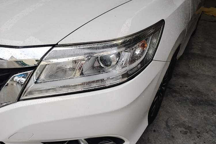 Used Honda Crider 2015 1.8L automatic luxury edition Left Front Headlight
