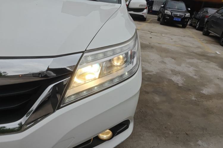 Used Honda Crider 2015 1.8L automatic comfort version Left Front Headlight