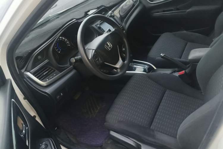 Used Honda Crider 2015 1.8L automatic luxury edition Left Front Seat