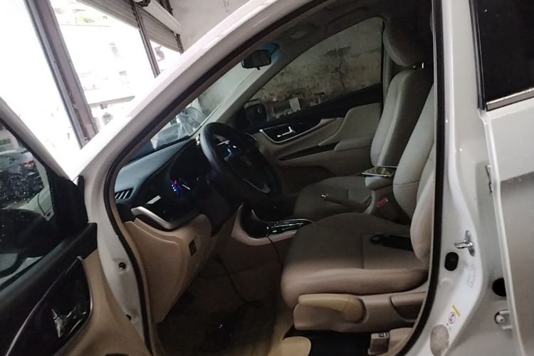 Used Honda Crider 2015 1.8L automatic luxury edition Left Front Seat