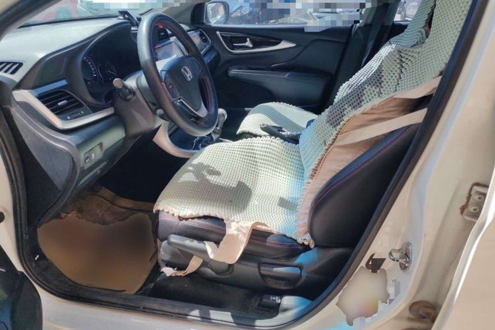 Used Honda Crider 2015 1.8L manual luxury version Left Front Seat
