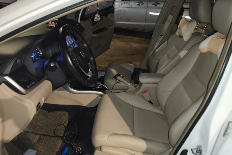 Used Honda Crider 2015 1.8L automatic luxury edition Left Front Seat