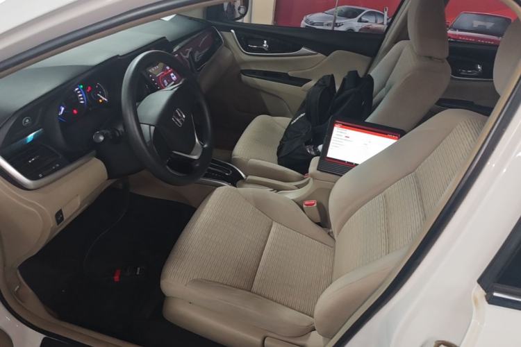 Used Honda Crider 2015 1.8L automatic comfort version Left Front Seat