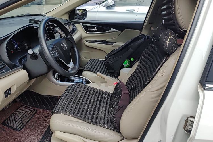 Used Honda Crider 2015 1.8L automatic luxury edition Left Front Seat