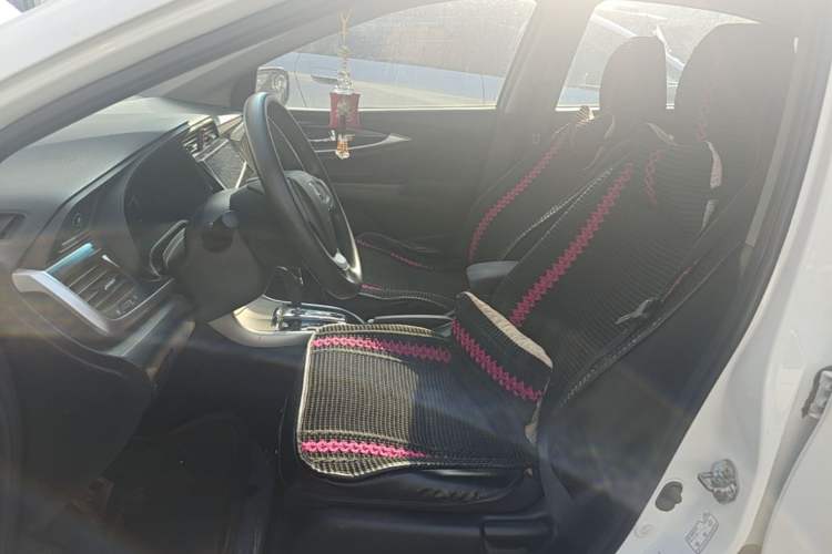 Used Honda Crider 2015 1.8L automatic comfort version Left Front Seat