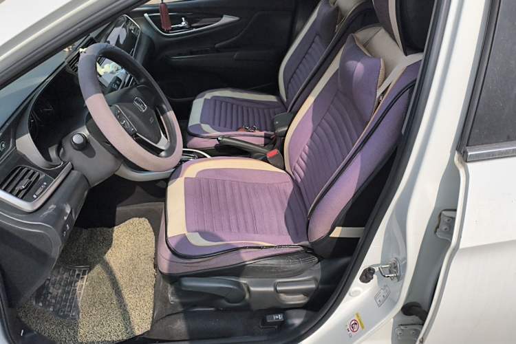 Used Honda Crider 2015 1.8L automatic luxury edition Left Front Seat