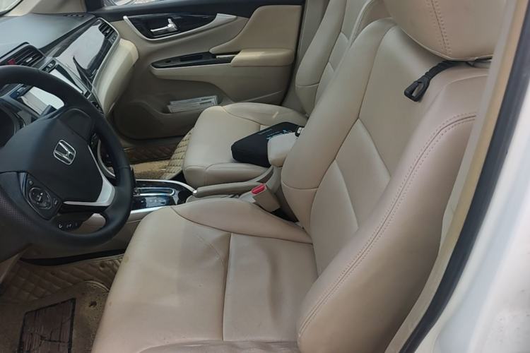 Used Honda Crider 2015 1.8L automatic luxury edition Left Front Seat