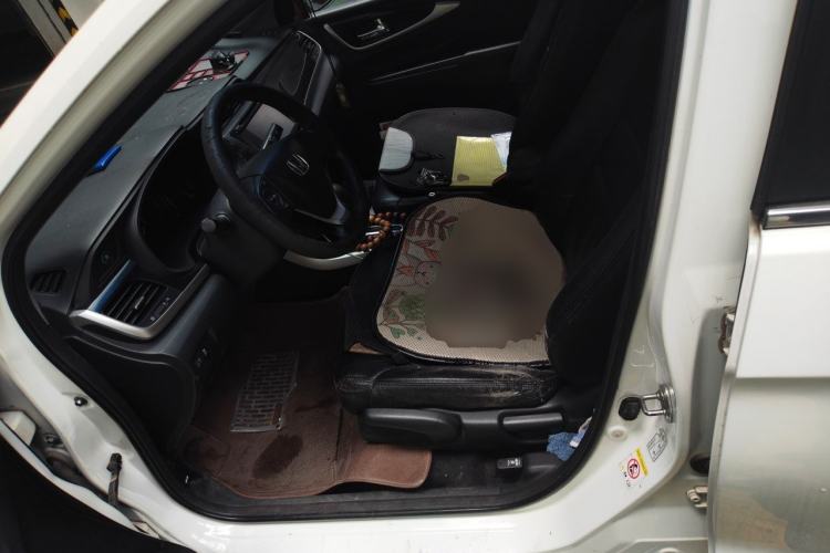 Used Honda Crider 2015 1.8L automatic luxury edition Left Front Seat