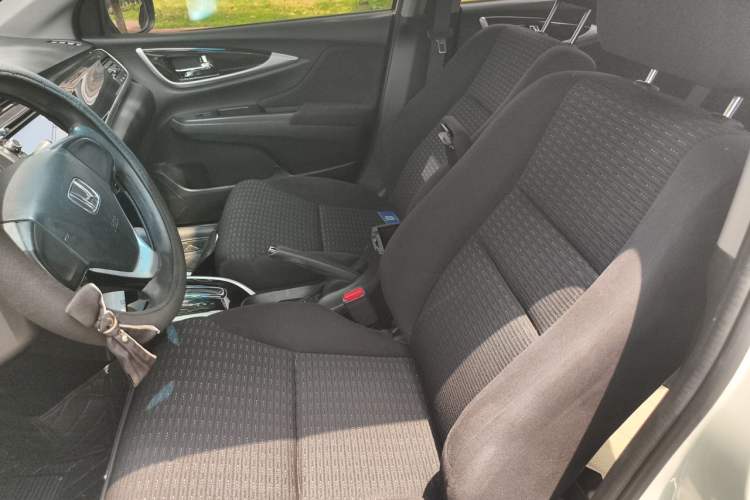 Used Honda Crider 2015 1.8L automatic comfort version Left Front Seat