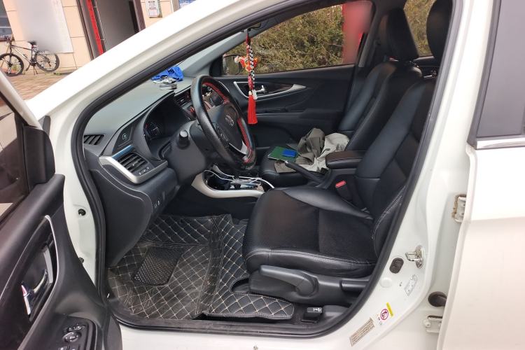 Used Honda Crider 2015 1.8L automatic luxury edition Left Front Seat