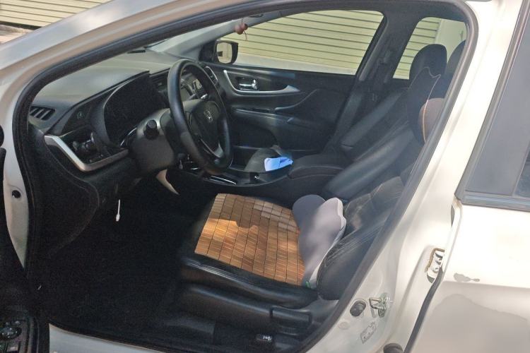 Used Honda Crider 2015 1.8L automatic comfort version Left Front Seat