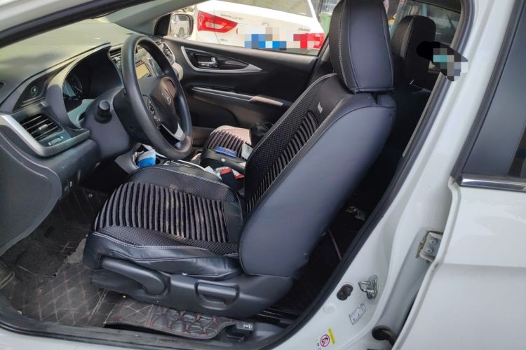 Used Honda Crider 2015 1.8L Automatic Ultra-Configured Limited Edition Left Front Seat