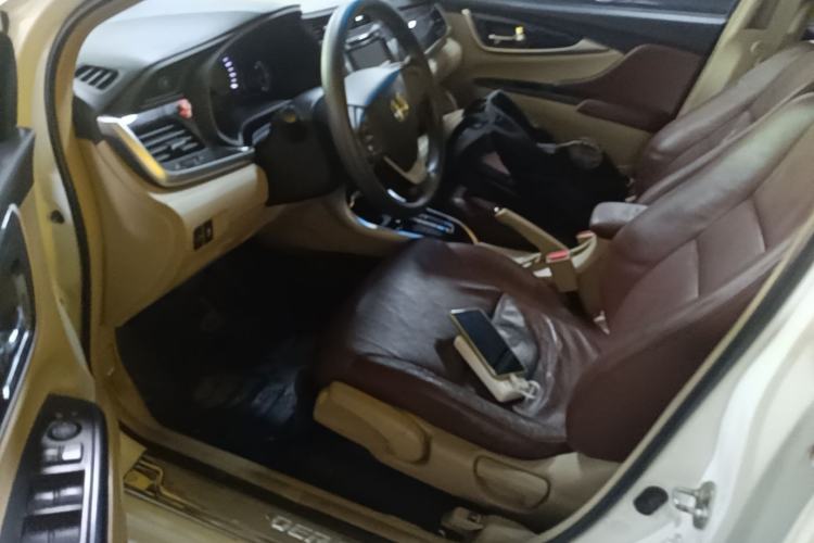Used Honda Crider 2015 1.8L automatic luxury edition Left Front Seat