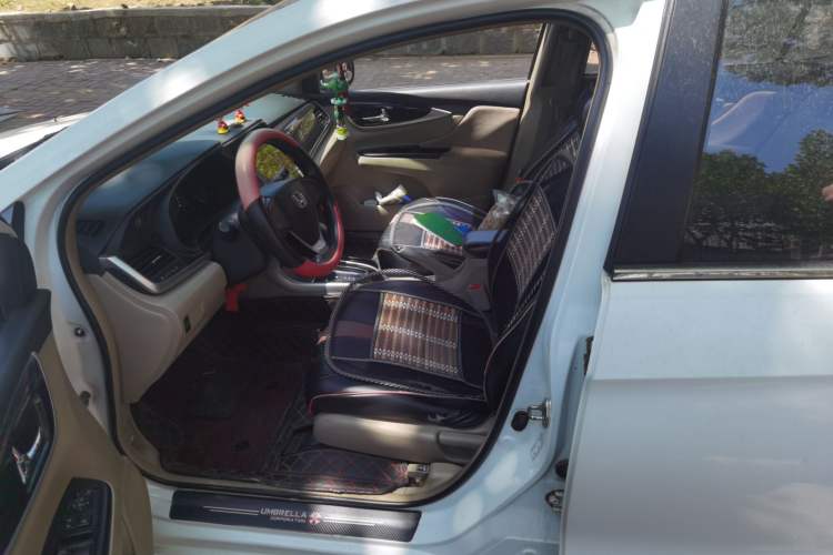 Used Honda Crider 2015 1.8L automatic comfort version Left Front Seat