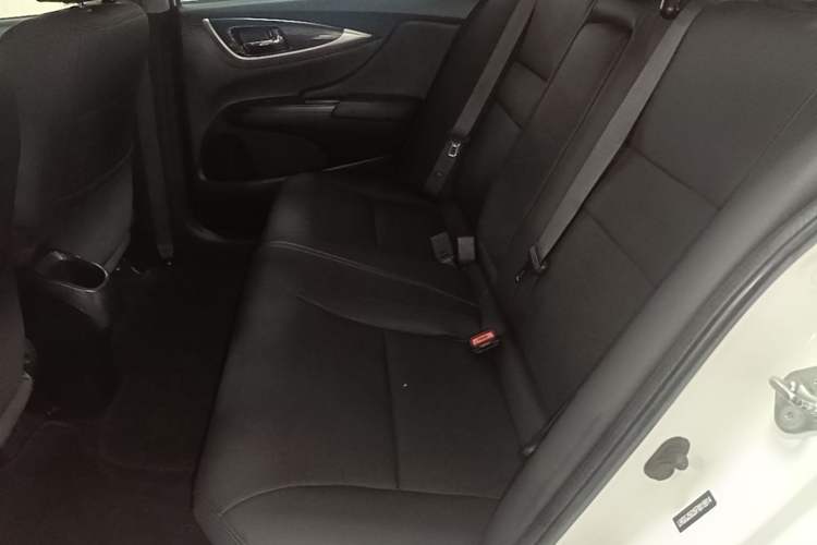 Used Honda Crider 2015 1.8L automatic comfort version Left Rear Seat