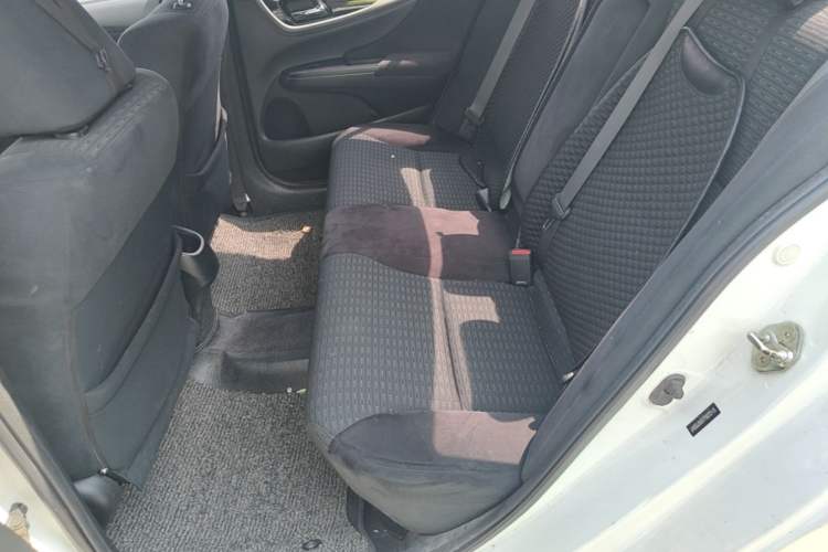 Used Honda Crider 2015 1.8L automatic luxury edition Left Rear Seat