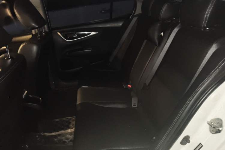 Used Honda Crider 2015 1.8L automatic luxury edition Left Rear Seat