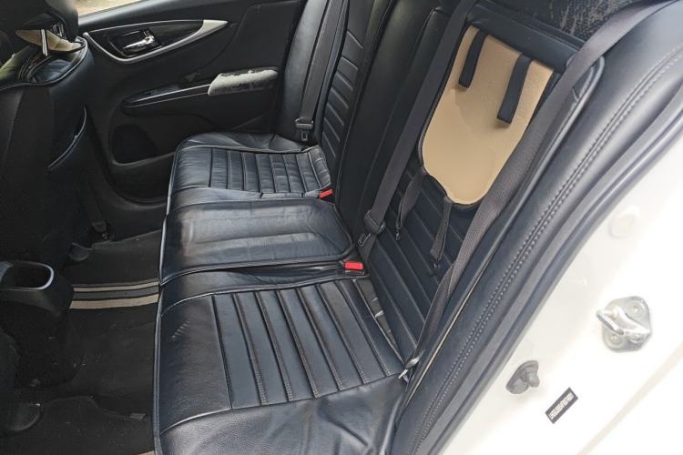 Used Honda Crider 2015 1.8L automatic luxury edition Left Rear Seat