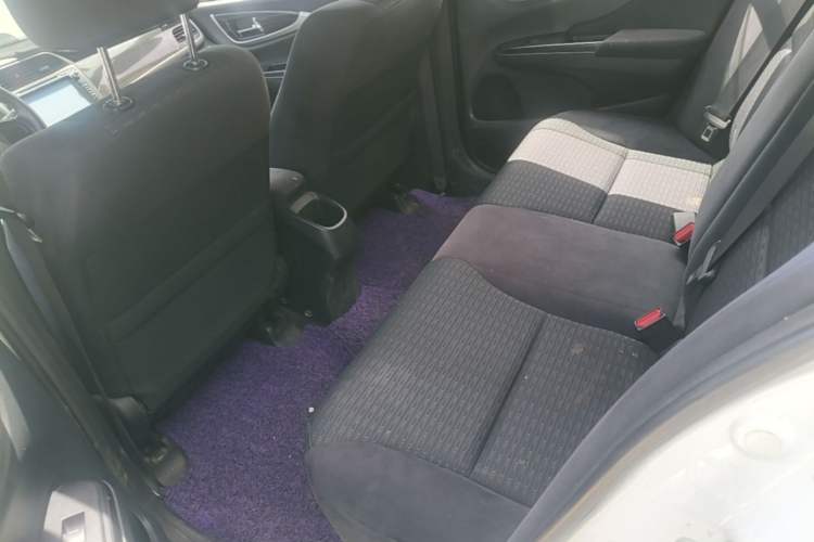 Used Honda Crider 2015 1.8L automatic luxury edition Left Rear Seat