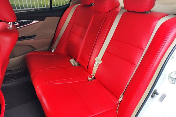 Used Honda Crider 2015 1.8L automatic luxury edition Left Rear Seat