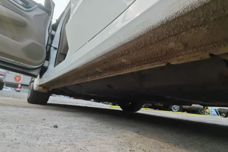 Used Honda Crider 2015 1.8L automatic comfort version Left Side Sill