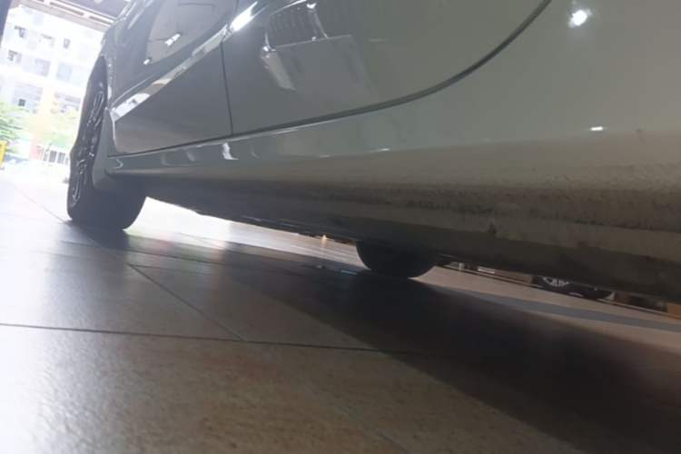 Used Honda Crider 2015 1.8L automatic luxury edition Left Side Sill