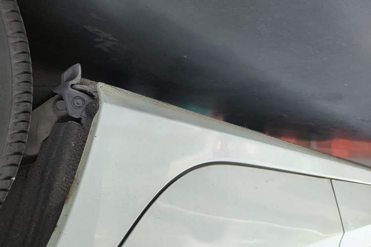 Used Honda Crider 2015 1.8L automatic luxury edition Left Side Sill