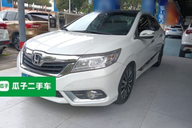 Used Honda Crider 2015 1.8L automatic luxury edition
