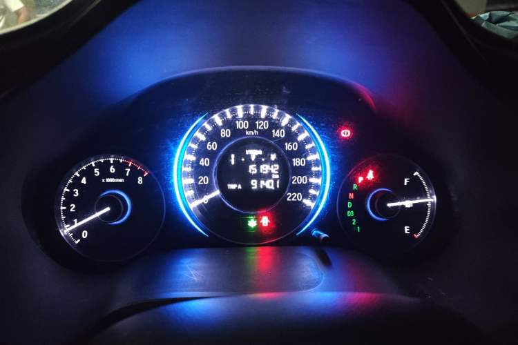 Used Honda Crider 2015 1.8L Automatic Ultra-Configured Limited Edition Odometer Close Up
