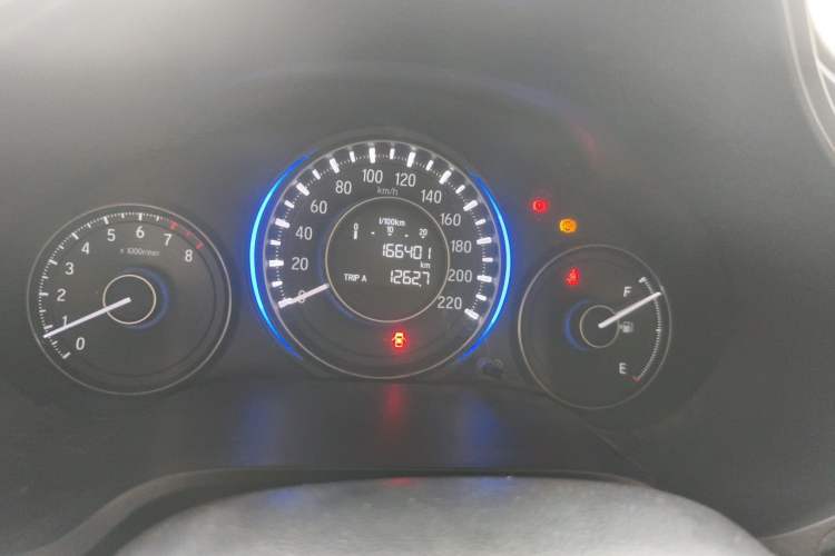 Used Honda Crider 2015 1.8L manual Comfort version Odometer Close Up