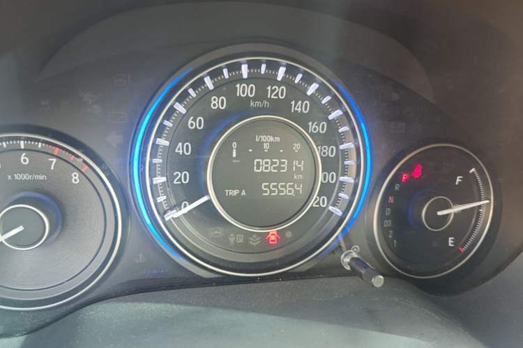 Used Honda Crider 2015 1.8L automatic comfort version Odometer Close Up