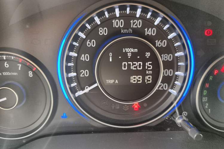 Used Honda Crider 2015 1.8L automatic comfort version Odometer Close Up
