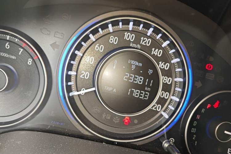 Used Honda Crider 2015 1.8L automatic comfort version Odometer Close Up